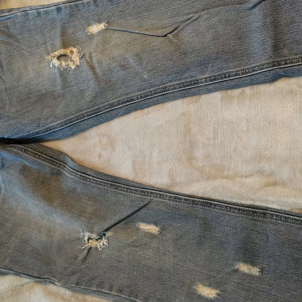 Vintage Bullhead Laguna boot cut distressed blue jean. Size 5 - Picture 3 of 11